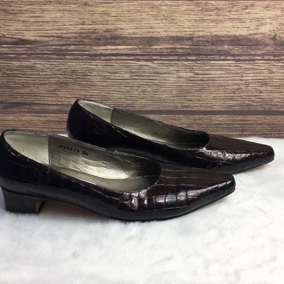 Ros Hommerson Brown size 8 croc Low Heel Pumps shoes corpcore - Picture 1 of 7